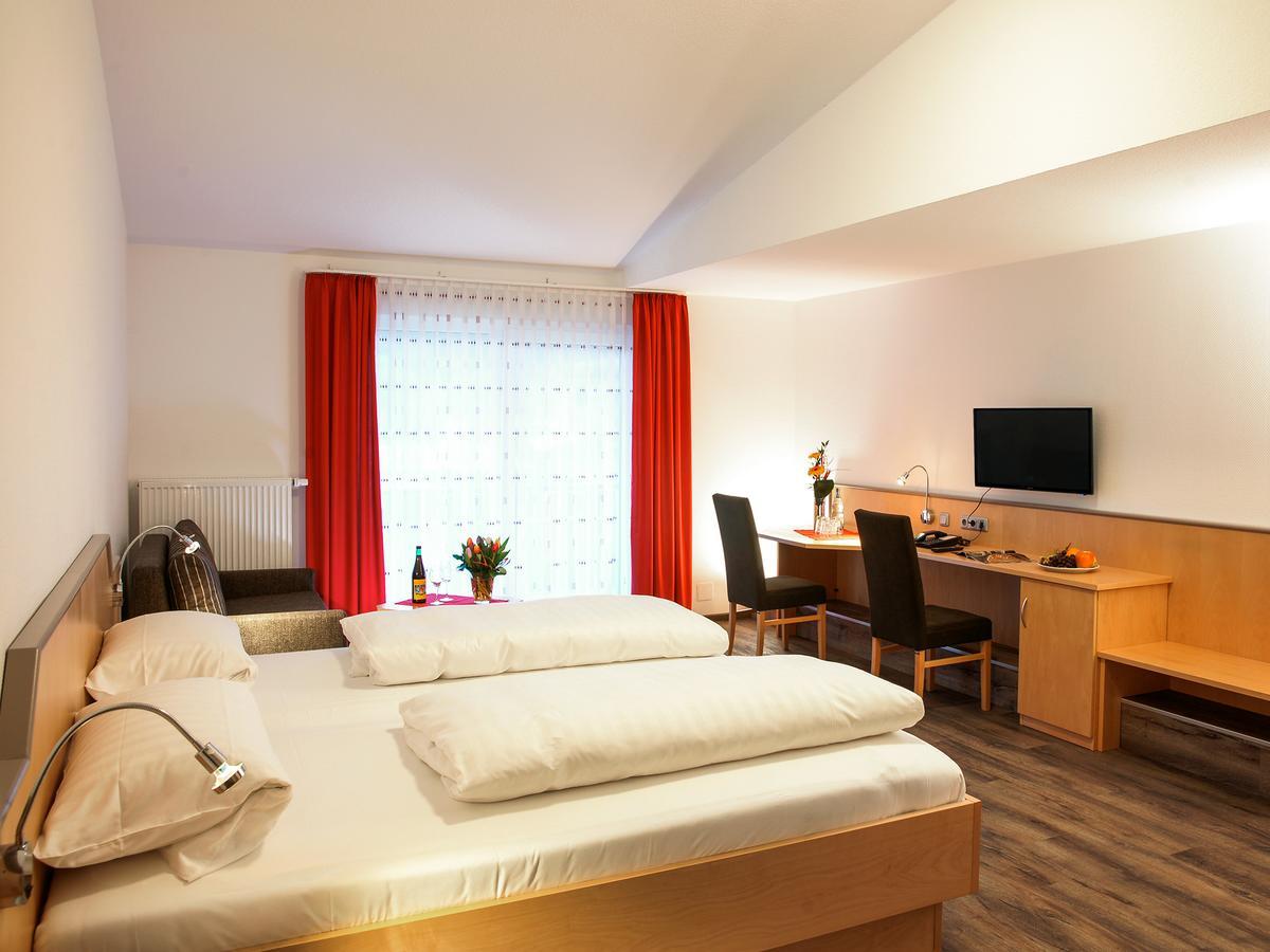 Hotel Gasthof Zum Biber Motten Ngoại thất bức ảnh