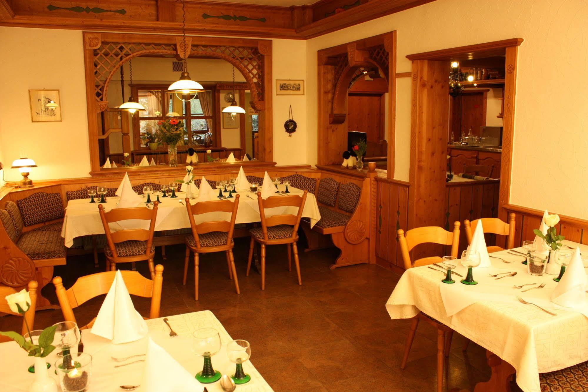 Hotel Gasthof Zum Biber Motten Ngoại thất bức ảnh